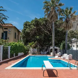 Liberty Sul Mare Bed & Breakfast