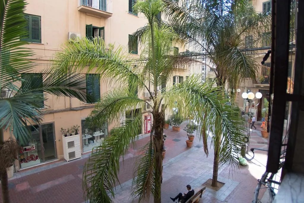 Bagnasco 18 suite&terrace Palermo 2*,  Italia